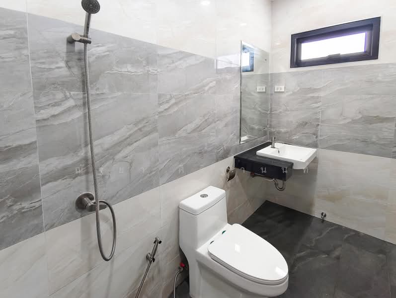 หมู่บ้านศิริถาวร อ้อมใหญ่, Nakhon Pathom, ซ.สันติโชติ, Om Yai, Sam Phran, Nakhon Pathom, 3 Bedrooms, 280 sqm, Single Detached House For Sale, by ณัฐยา ศิริฐานนท์, 500491782 - DDproperty.com
