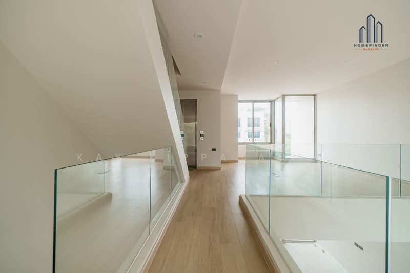 Luka Courtyard Ekamai, Bangkok, Bang Kapi, Huai Khwang, Bangkok, 4 Bedrooms, 450 sqm, Townhouse For Sale, by Kay Tippayanet, 500491787 - DDproperty.com