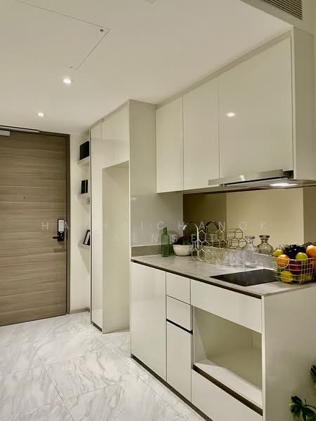 Fynn Asoke, Bangkok, 28 Sukhumvit 10 Alley, Khlong Toei, Bangkok, 1 Bedroom, 37 sqm, Condo For Rent, by Hathaichanok Saenset, 500491807 - DDproperty.com