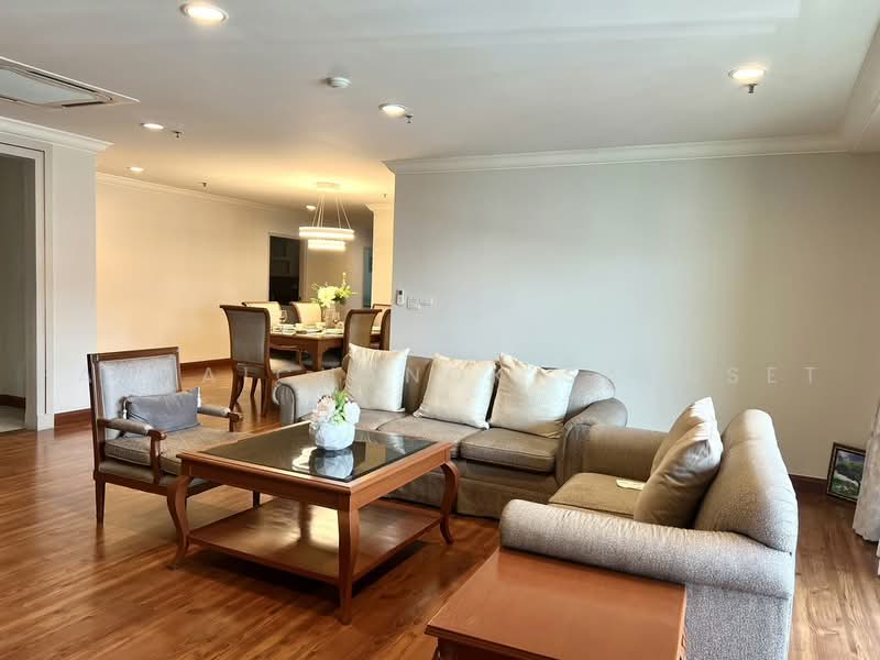 G.P. Grande Tower, Bangkok, 55 Sukhumvit 23, Khlongtoei Nua, Watthana, Bangkok, 3 Bedrooms, 220 sqm, Condo For Rent, by Hathaichanok Saenset, 500491836 - DDproperty.com