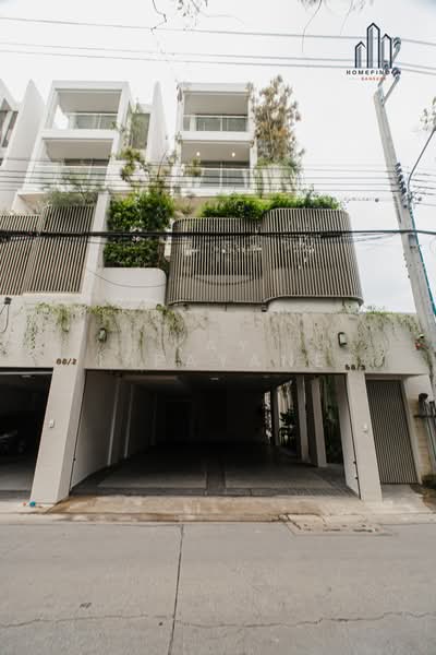 Luka Courtyard Ekamai, Bangkok, Bang Kapi, Huai Khwang, Bangkok, 4 Bedrooms, 450 sqm, Townhouse For Sale, by Kay Tippayanet, 500491855 - DDproperty.com