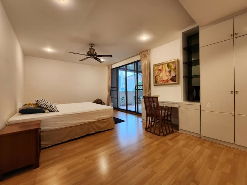 Raintree Village Apartment, Bangkok, 21 Soi Sukhumvit 41, Khlong Tan Nua, Watthana, Bangkok, 3 Bedrooms, 278 sqm, Apartment For Rent, by Bangkok Residential, 500491877 - DDproperty.com