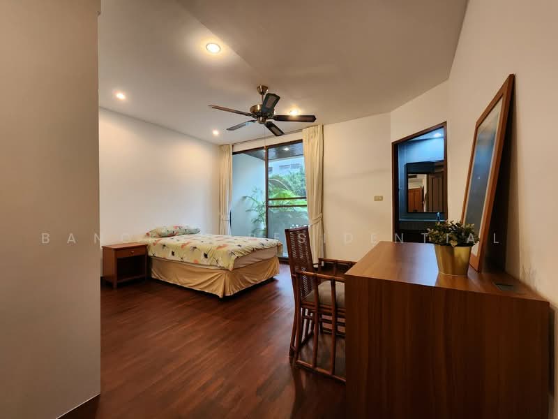 Raintree Village Apartment, Bangkok, 21 Soi Sukhumvit 41, Khlong Tan Nua, Watthana, Bangkok, 3 Bedrooms, 278 sqm, Apartment For Rent, by Bangkok Residential, 500491877 - DDproperty.com