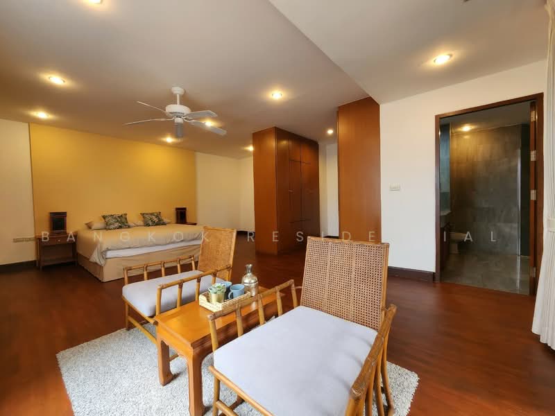 Raintree Village Apartment, Bangkok, 21 Soi Sukhumvit 41, Khlong Tan Nua, Watthana, Bangkok, 3 Bedrooms, 278 sqm, Apartment For Rent, by Bangkok Residential, 500491877 - DDproperty.com