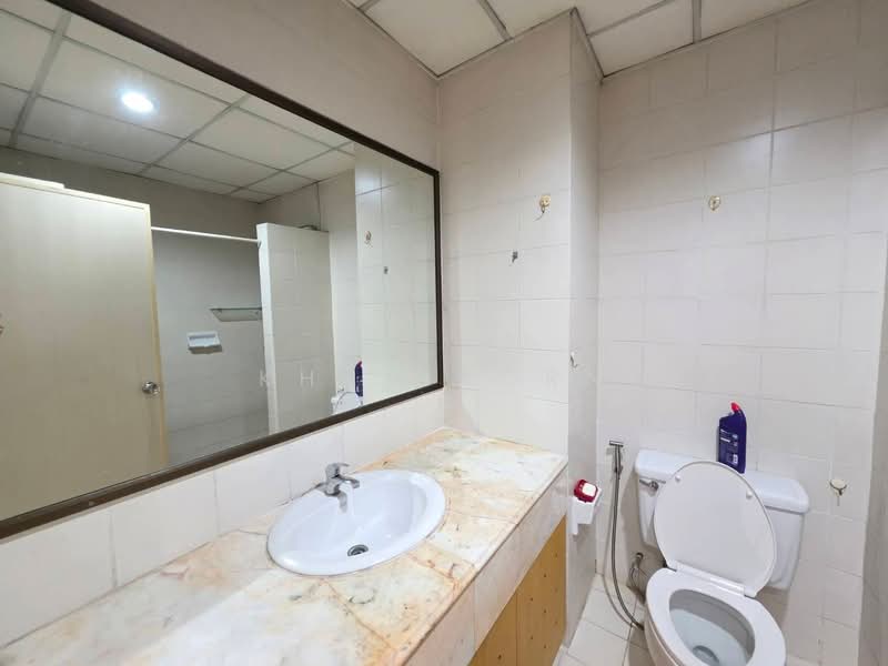 Country Complex Bangna, Bangkok, Sanpawut Road, Bang Na, Bangkok, 1 Bedroom, 38 sqm, Condo For Sale, by Khun Korn, 500491904 - DDproperty.com