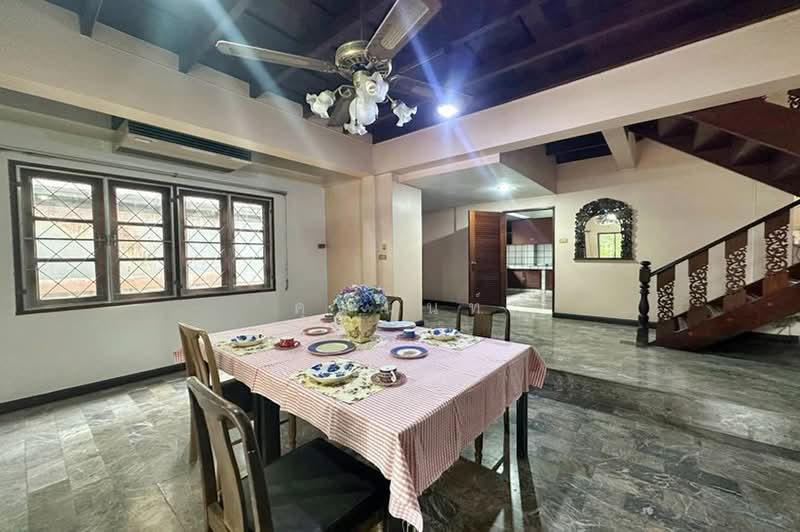 เมืองเอก, Pathum Thani, ถนนเอกบูรพา, Lak Hok, Muang Pathum Thani, Pathum Thani, 4 Bedrooms, 300 sqm, Single Detached House For Sale, by คุณนนท์, 500491913 - DDproperty.com