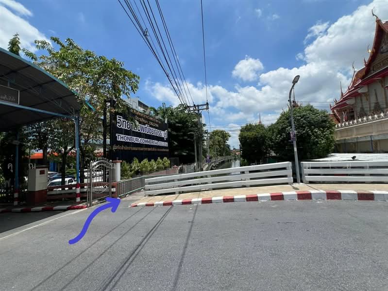 ที่ดิน + สิ่งปลูกสร้าง 810 ตร.ว. ใกล้วิทยาลัยพณิชยการธนบุรี ซอยบางแวก3, กรุงเทพ, ถนนจรัญสนิทวงศ์, คูหาสวรรค์, ภาษีเจริญ, กรุงเทพ, 3,240 ตร.ม., ที่ดิน ขาย, โดย คุณ รตนพร ตะโส (มาย), 500491928 - DDproperty.com