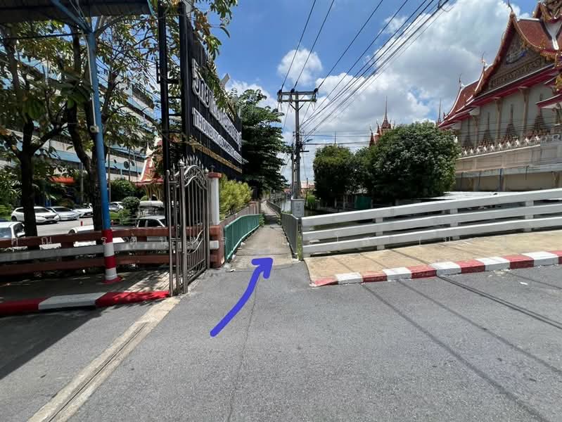 ที่ดิน + สิ่งปลูกสร้าง 810 ตร.ว. ใกล้วิทยาลัยพณิชยการธนบุรี ซอยบางแวก3, กรุงเทพ, ถนนจรัญสนิทวงศ์, คูหาสวรรค์, ภาษีเจริญ, กรุงเทพ, 3,240 ตร.ม., ที่ดิน ขาย, โดย คุณ รตนพร ตะโส (มาย), 500491928 - DDproperty.com