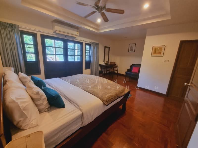Baan Thai Villas, Chon Buri (Pattaya), Si Racha, Chon Buri (Pattaya), 4 Bedrooms, 270 sqm, Townhouse For Rent, by Mantana Techapahaphong, 500491950 - DDproperty.com