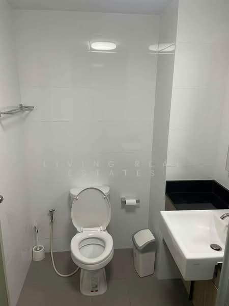 Chapter One The Campus Ladprao 1, Bangkok, Soi Ladprao 1 Ladprao Road, Jom Phon, Chatuchak, Bangkok, 1 Bedroom, 30 sqm, Condo For Rent, by Living Real Estates, 500491983 - DDproperty.com