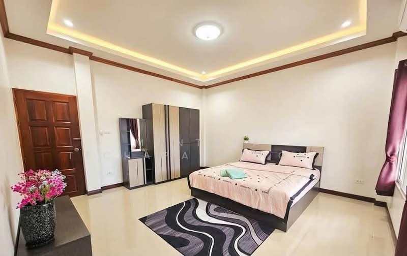 3-BR House, Prachuap Khiri Khan, Nong Kae, Hua Hin, Prachuap Khiri Khan, 3 Bedrooms, 180 sqm, Single Detached House For Rent, by Mantana Techapahaphong, 500491993 - DDproperty.com