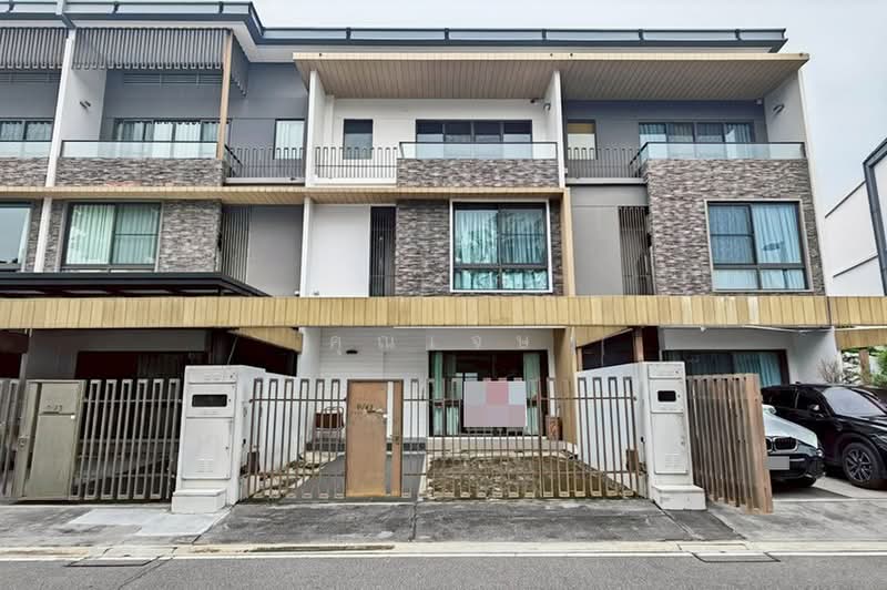 Landmark Ekamai-Ramindra, Bangkok, Sukhonthasawat Road, Lat Phrao, Bangkok, 3 Bedrooms, 224 sqm, Townhouse For Sale, by คุณเจษ, 500492004 - DDproperty.com