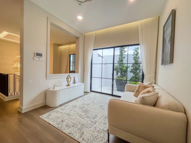 Nantawan Rama 9 - New Krungthepkreetha, Bangkok, Saphan Sung, Bangkok, 4 Bedrooms, 378 sqm, Single Detached House For Rent, by สลิลา อภิญญาณกุล, 500492038 - DDproperty.com