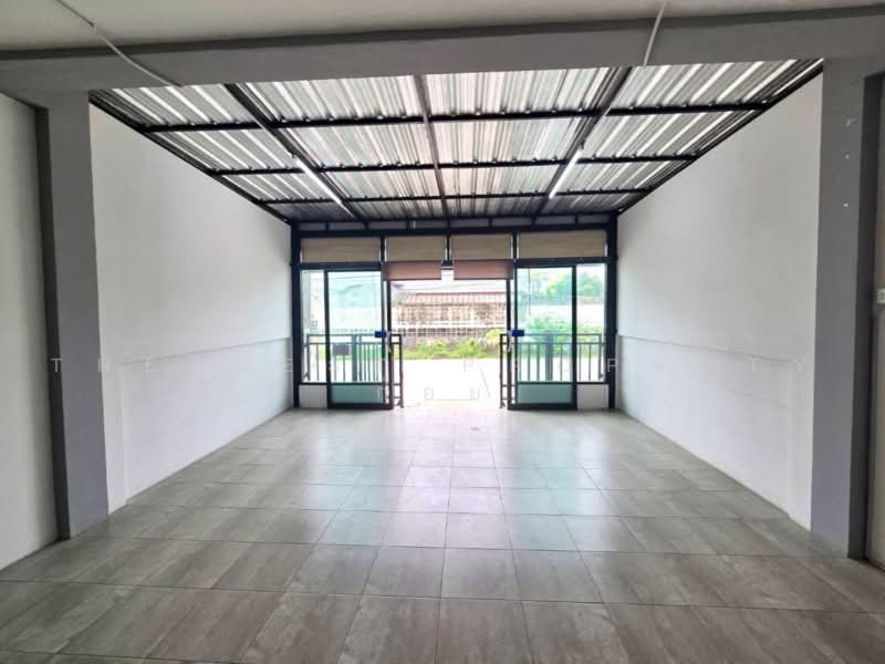 เดอะเซ็นทรัล 3 อัสสัมชัญ-ศรีราชา, Chon Buri (Pattaya), Surasak, Si Racha, Chon Buri (Pattaya), 2 Bedrooms, 115 sqm, Townhouse For Sale, by The Best Property ก้อย, 500492056 - DDproperty.com