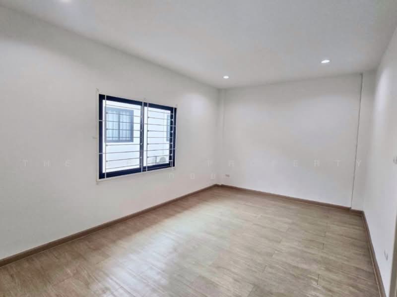 เดอะเซ็นทรัล 3 อัสสัมชัญ-ศรีราชา, Chon Buri (Pattaya), Surasak, Si Racha, Chon Buri (Pattaya), 2 Bedrooms, 115 sqm, Townhouse For Sale, by The Best Property ก้อย, 500492056 - DDproperty.com