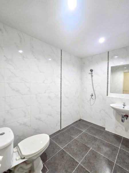 เดอะเซ็นทรัล 3 อัสสัมชัญ-ศรีราชา, Chon Buri (Pattaya), Surasak, Si Racha, Chon Buri (Pattaya), 2 Bedrooms, 115 sqm, Townhouse For Sale, by The Best Property ก้อย, 500492056 - DDproperty.com
