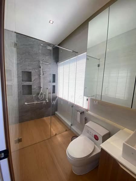 5-BR Villa, Chon Buri (Pattaya), Poong, Bang Lamung (Pattaya), Chon Buri (Pattaya), 5 Bedrooms, 300 sqm, Villa For Sale, by Thitiporn Pawikham, 500492100 - DDproperty.com