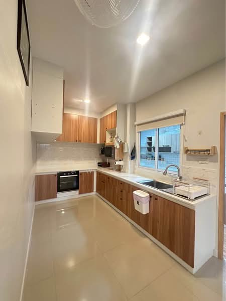 undefined, Chon Buri (Pattaya), Nong Pru, Bang Lamung (Pattaya), Chon Buri (Pattaya), 4 Bedrooms, 325 sqm, Single Detached House For Sale, by Thitiporn Pawikham, 500492106 - DDproperty.com