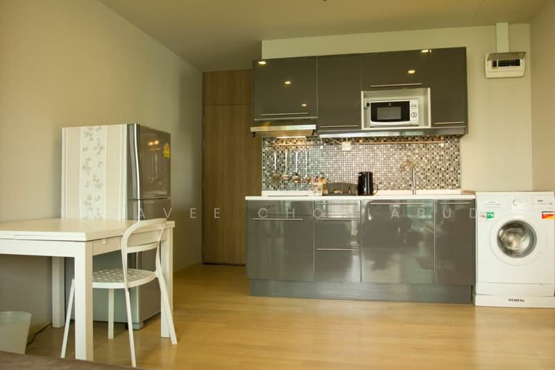Noble Refine, Bangkok, Soi Sukhumvit 26, Sukhumvit Road, Khong Tan, Khlong Toei, Bangkok, 1 Bedroom, 51 sqm, Condo For Rent, by Sutavee Chonlabud, 500492109 - DDproperty.com