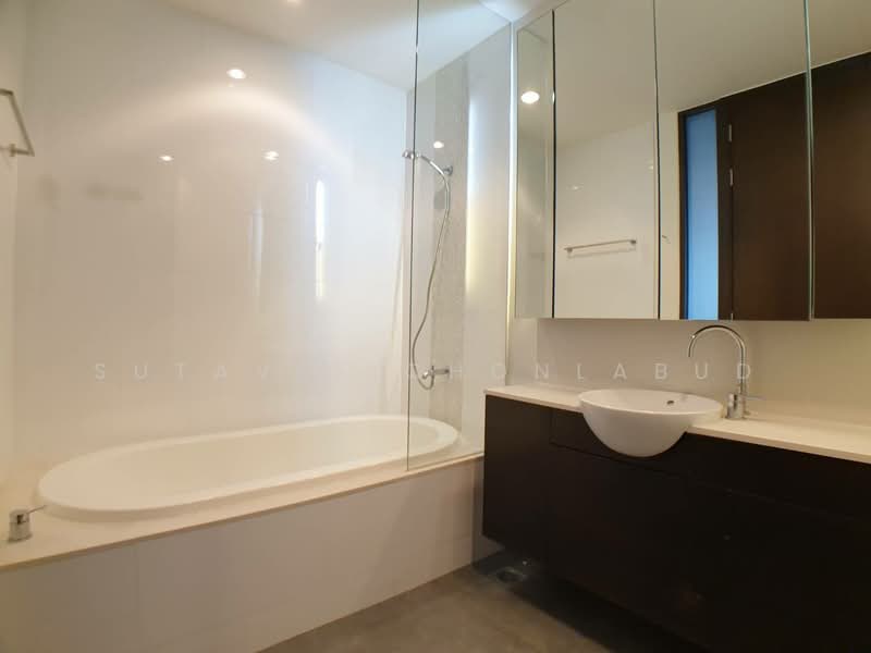 The Lofts Yennakart, Bangkok, 366 ์Soi Nang Linchi Yenakat Road, Chong Nonsi, Yan Nawa, Bangkok, 2 Bedrooms, 93 sqm, Condo For Rent, by Sutavee Chonlabud, 500492115 - DDproperty.com