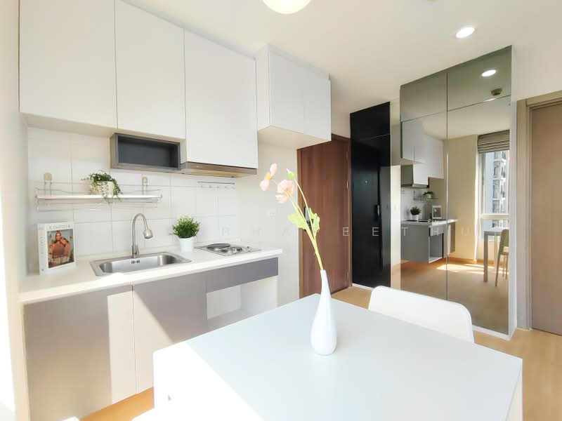 The Base Sukhumvit 77, Bangkok, 289 Sukhumvit 77 Road, Phra Kanong Nua, Watthana, Bangkok, 1 Bedroom, 36 sqm, Condo For Rent, by รพีร์ทัธ Rhapeethut (ทัธ), 500492158 - DDproperty.com