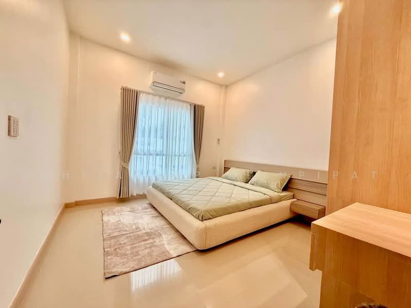 3-BR House, Chon Buri (Pattaya), Poong, Bang Lamung (Pattaya), Chon Buri (Pattaya), 3 Bedrooms, 204 sqm, Single Detached House For Sale, by Achitaphop Klinpipat, 500492177 - DDproperty.com