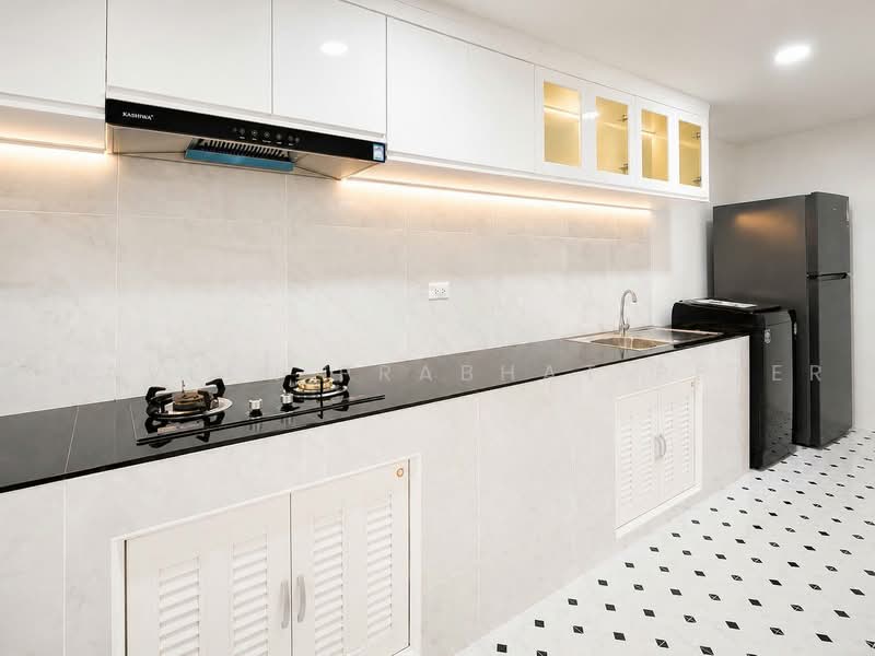 Uraiwan Grand Villa, Chon Buri (Pattaya), Thungklom-Tanman Road 9, Nong Pru, Bang Lamung (Pattaya), Chon Buri (Pattaya), 4 Bedrooms, 160 sqm, Single Detached House For Rent, by Praveen Peter, 500492192 - DDproperty.com