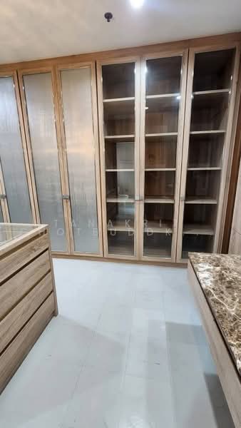 Villa Asoke, Bangkok, 1588 New Petchburi Road, Makkasan, Ratchathewi, Bangkok, 2 Bedrooms, 150 sqm, Condo For Rent, by Tanakrit Chotbuddkayan, 500492197 - DDproperty.com