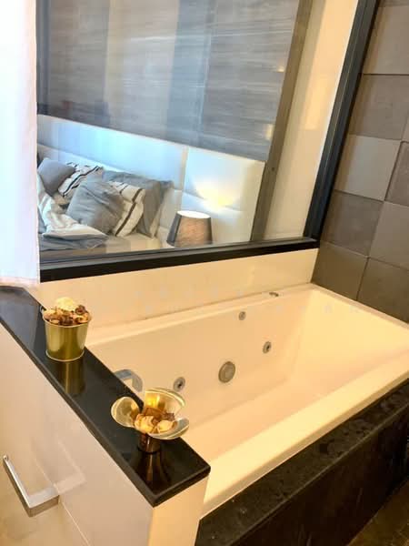 Ivy Ampio, Bangkok, 48 Ratchadaphisek Road, Huai Khwang, Bangkok, 3 Bedrooms, 136 sqm, Condo For Rent, by Tanakrit Chotbuddkayan, 500492219 - DDproperty.com