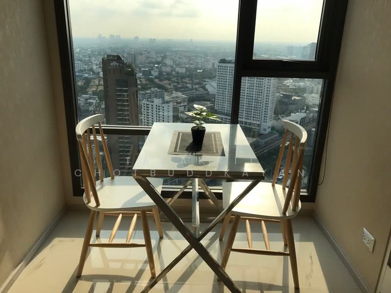 Rhythm Sukhumvit 42, Bangkok, Soi Sukhumvit 42, Sukhumvit Road, Phra Kanong, Khlong Toei, Bangkok, 1 Bedroom, 45 sqm, Condo For Sale, by Tanakrit Chotbuddkayan, 500492234 - DDproperty.com