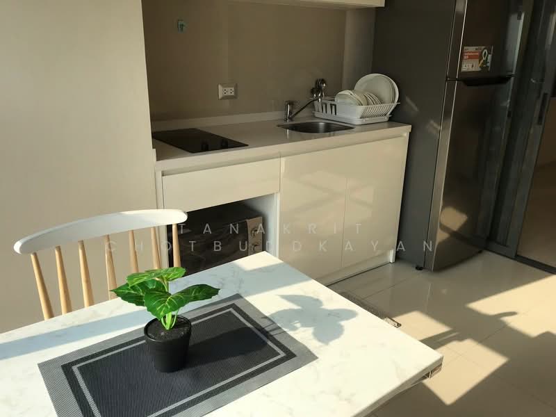 Rhythm Sukhumvit 42, Bangkok, Soi Sukhumvit 42, Sukhumvit Road, Phra Kanong, Khlong Toei, Bangkok, 1 Bedroom, 45 sqm, Condo For Sale, by Tanakrit Chotbuddkayan, 500492234 - DDproperty.com