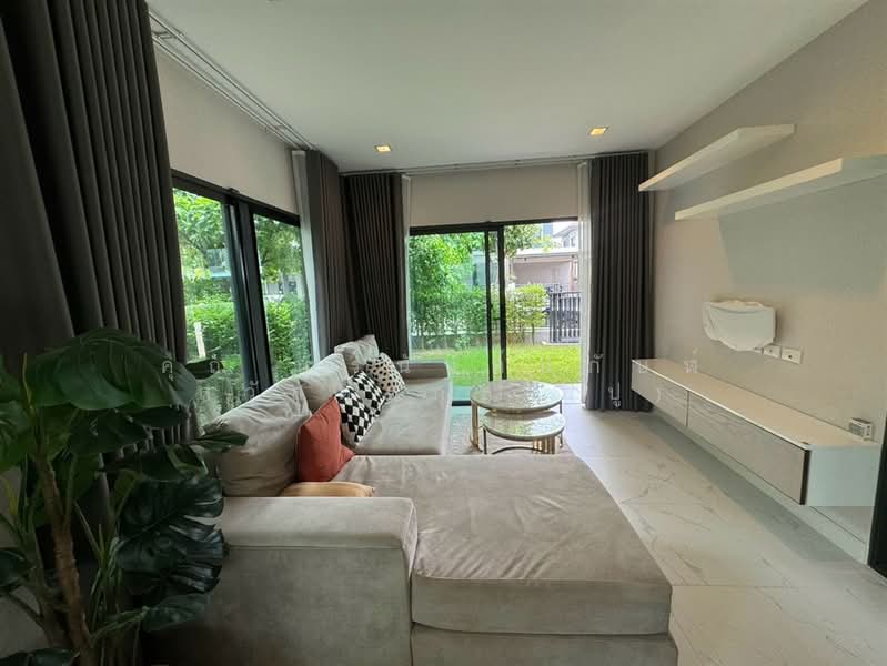 Venue ID Westgate, Nonthaburi, 72 Leabklnogbangsia, Bang Mae Nang, Bang Yai, Nonthaburi, 4 Bedrooms, 213 sqm, Single Detached House For Sale, by คุณ ภรนันท์ปภัษฬ์ สวัสดิยกุล (ปู), 500492237 - DDproperty.com