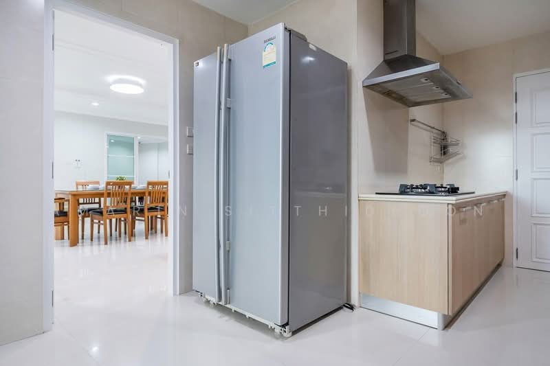 Fifty Fifth Tower, Bangkok, 84 Soi Sukhumvit 55, Sukhumvit Road, Khlong Tan Nua, Watthana, Bangkok, 3 Bedrooms, 223 sqm, Condo For Rent, by Amarin Sitthidhoon, 500492284 - DDproperty.com