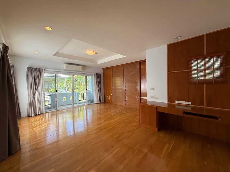 Sukhumvit 36 Garden Village, Bangkok, Sukhumvit 36, Khong Tan, Khlong Toei, Bangkok, 4 Bedrooms, 400 sqm, Single Detached House For Rent, by Khun EVE, 500492321 - DDproperty.com
