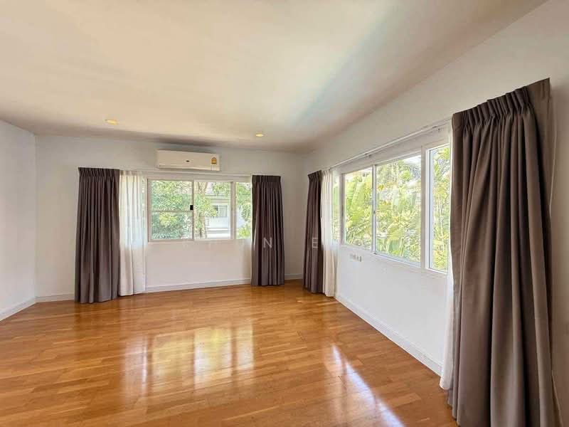 Sukhumvit 36 Garden Village, Bangkok, Sukhumvit 36, Khong Tan, Khlong Toei, Bangkok, 4 Bedrooms, 400 sqm, Single Detached House For Rent, by Khun EVE, 500492321 - DDproperty.com