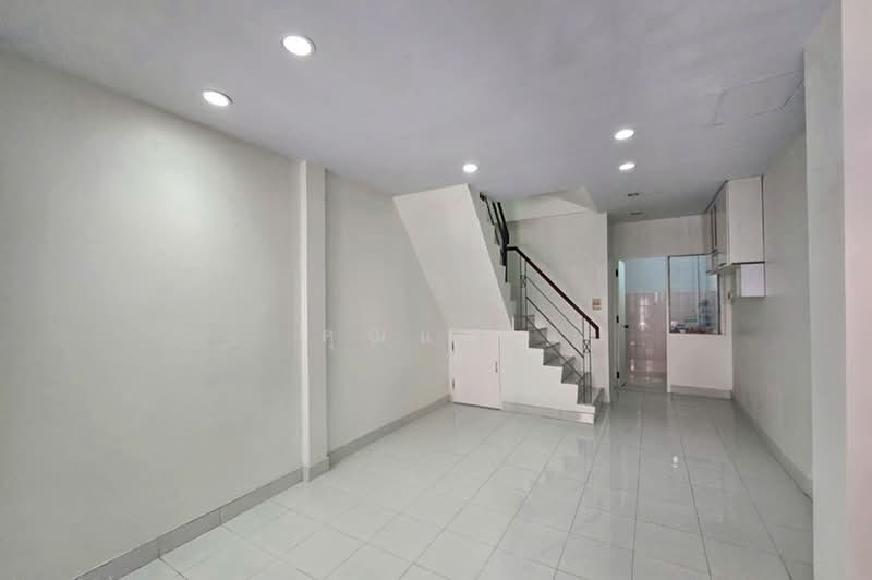Moobaan Mueang Pracha Hatairat 35, Bangkok, Hatairat Road, Sam Wa Tawan Tok, Khlong Sam Wa, Bangkok, 3 Bedrooms, 130 sqm, Townhouse For Sale, by คุณแจ่ม, 500492322 - DDproperty.com