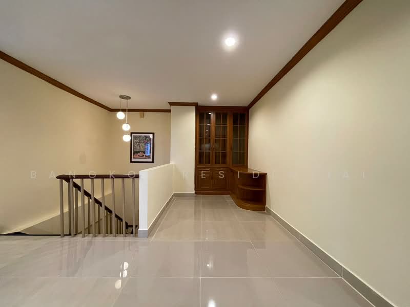 Promsak Mansion, Bangkok, สุขุมวิท 3 Sukhumvit, Khlong Tan Nua, Watthana, Bangkok, 3 Bedrooms, 220 sqm, Apartment For Rent, by Bangkok Residential, 500492339 - DDproperty.com