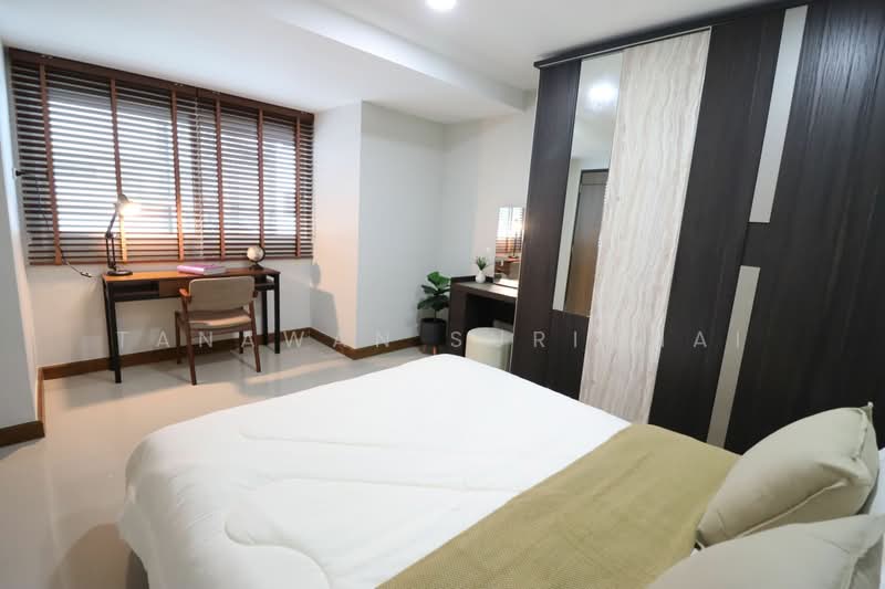 Grandview Condominium, Bangkok, ซอยลาดพร้า ถนนลาดพร้าว, Lat Yao, Chatuchak, Bangkok, 2 Bedrooms, 116 sqm, Condo For Sale, by Tanawan Surichai, 500492382 - DDproperty.com