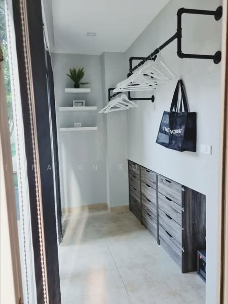 Centara Avenue Residences, Chon Buri (Pattaya), 15 S Pattaya Rd, Nong Pru, Bang Lamung (Pattaya), Chon Buri (Pattaya), 1 Bedroom, 44 sqm, Condo For Sale, by Tanawan Surichai, 500492386 - DDproperty.com
