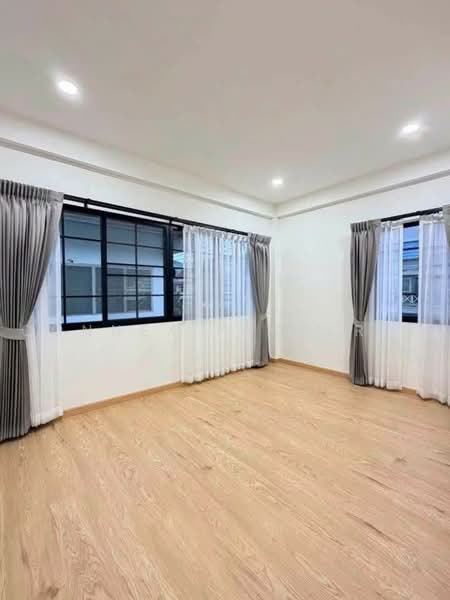 Baan Pruksa 20 Lumlukka Klong 2, Pathum Thani, Soi Lam Luk Ka 11, Khu Khot, Lam Luk Ka, Pathum Thani, 3 Bedrooms, 110 sqm, Townhouse For Sale, by Connex Property, 500492390 - DDproperty.com