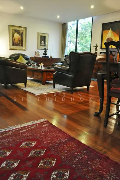 House in Ekkamai Soi 10, Bangkok, Khlong Tan Nua, Watthana, Bangkok, 4 Bedrooms, 385 sqm, Single Detached House For Rent, by Amarin Sitthidhoon, 500492393 - DDproperty.com