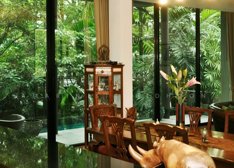 House in Ekkamai Soi 10, Bangkok, Khlong Tan Nua, Watthana, Bangkok, 4 Bedrooms, 385 sqm, Single Detached House For Rent, by Amarin Sitthidhoon, 500492393 - DDproperty.com