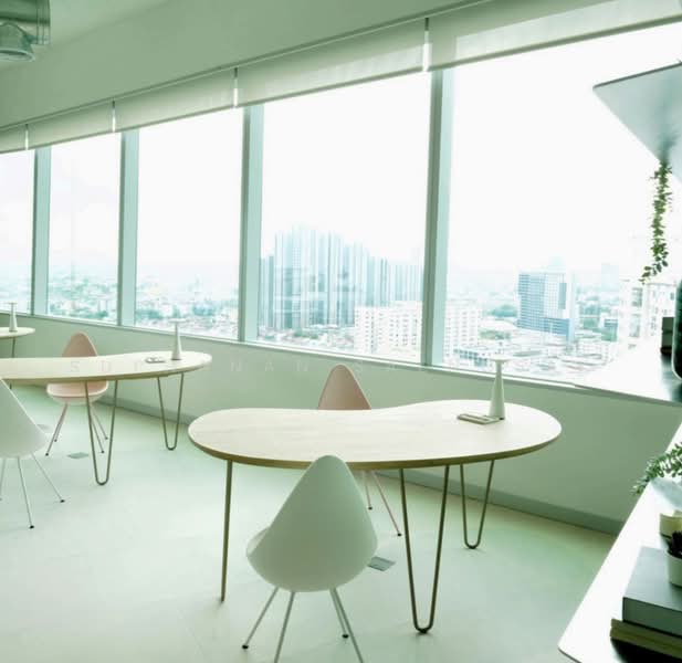 Fully furnished office For Rent 403 sqm. Skywalk to BTS Sukhumvit line, กรุงเทพ, Sukhumvit, บางนาเหนือ, บางนา, กรุงเทพ, 403 ตร.ม., สำนักงาน ให้เช่า, โดย Suphanan Saengsak, 500492404 - DDproperty.com