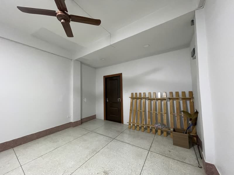 อาคารพาณิชย์ 5.5 ชั้น ถนนบรรทัดทอง, กรุงเทพ, บรรทัดทอง, ถนนเพชรบุรี, ราชเทวี, กรุงเทพ, 302 ตร.ม., ตึกแถว-อาคารพาณิชย์ ขาย, โดย คุณน้อง เกรทเทสต์, 500492409 - DDproperty.com
