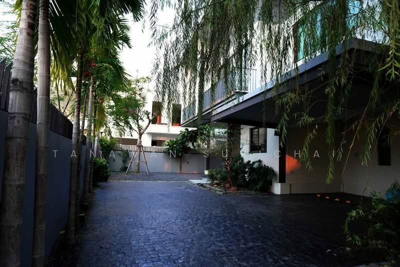 4-BR House, Chon Buri (Pattaya), Mhueng, Muang Chon Buri, Chon Buri (Pattaya), 4 Bedrooms, 445 sqm, Single Detached House For Sale, by Tanawan Surichai, 500492429 - DDproperty.com