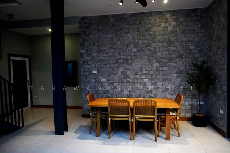 4-BR House, Chon Buri (Pattaya), Mhueng, Muang Chon Buri, Chon Buri (Pattaya), 4 Bedrooms, 445 sqm, Single Detached House For Sale, by Tanawan Surichai, 500492429 - DDproperty.com