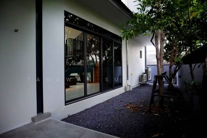 4-BR House, Chon Buri (Pattaya), Mhueng, Muang Chon Buri, Chon Buri (Pattaya), 4 Bedrooms, 445 sqm, Single Detached House For Sale, by Tanawan Surichai, 500492429 - DDproperty.com