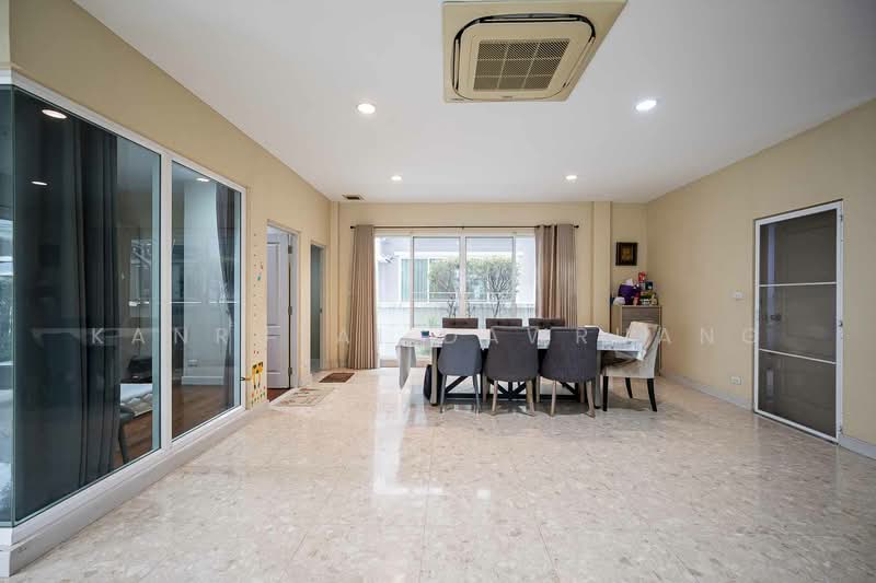 Grand Bangkok Boulevard Rama 9 - Srinakarindra, Bangkok, Krungthep Kritha 17 Alley, Thap Chang, Saphan Sung, Bangkok, 4 Bedrooms, 375 sqm, Single Detached House For Rent, by Kanrutai Dawruang, 500492437 - DDproperty.com