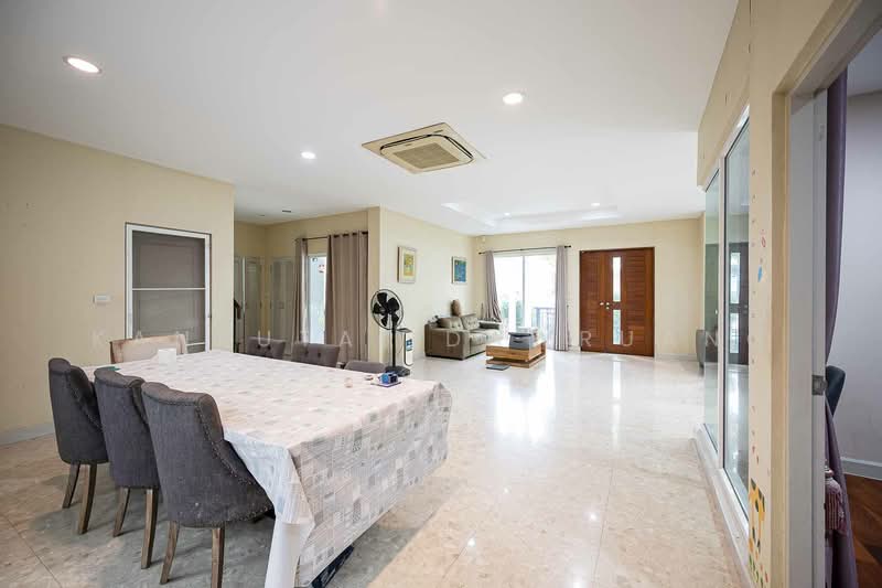 Grand Bangkok Boulevard Rama 9 - Srinakarindra, Bangkok, Krungthep Kritha 17 Alley, Thap Chang, Saphan Sung, Bangkok, 4 Bedrooms, 375 sqm, Single Detached House For Rent, by Kanrutai Dawruang, 500492437 - DDproperty.com