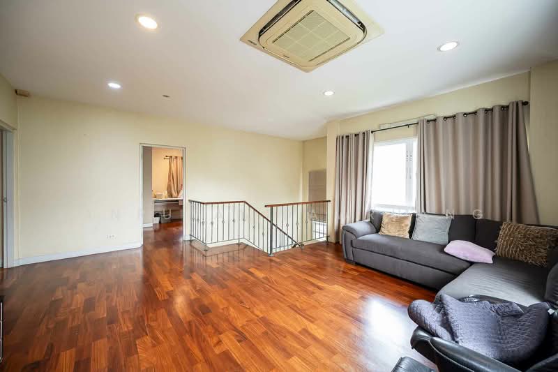 Grand Bangkok Boulevard Rama 9 - Srinakarindra, Bangkok, Krungthep Kritha 17 Alley, Thap Chang, Saphan Sung, Bangkok, 4 Bedrooms, 375 sqm, Single Detached House For Rent, by Kanrutai Dawruang, 500492437 - DDproperty.com